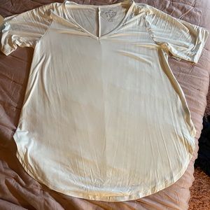 SUPER SOFT IVORY FAVORITE TUNIC TEE